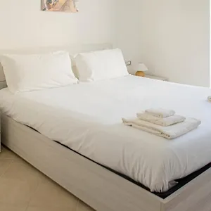 https://italianway-la-maddalena-20.in-sardinia.net
