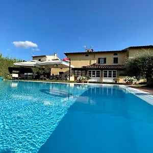 https://villa-maria-vicopisano.it-tuscanyhotel.com