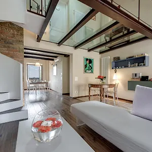 Chianti Design Infinity Pool Shared 3* Pianella (Siena)