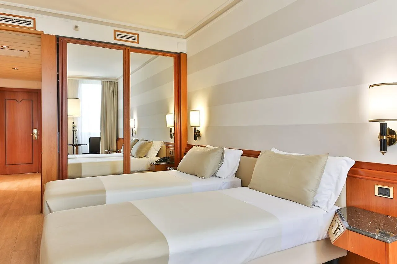 Hotel Leon D'Oro Verona 4*,