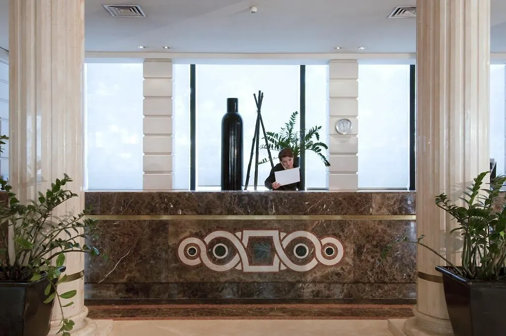 Hotel Leon D'Oro Verona 4*,